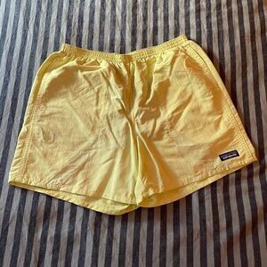 Men’s M Patagonia Baggies 5” Jellyfish.